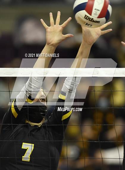 Thumbnail 2 in Prospect Ridge Academy @ Montezuma-Cortez (CHSAA 3A Playoff) photogallery.