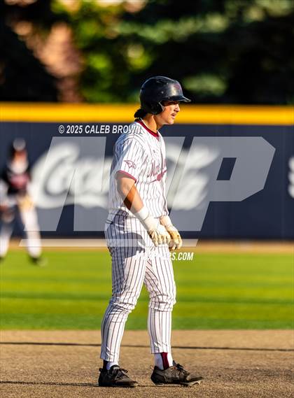 Thumbnail 2 in Maple Mountain vs. Viewmont (UHSAA 5A Bracket Play) photogallery.