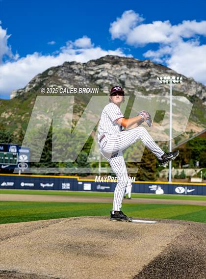 Thumbnail 3 in Maple Mountain vs. Viewmont (UHSAA 5A Bracket Play) photogallery.