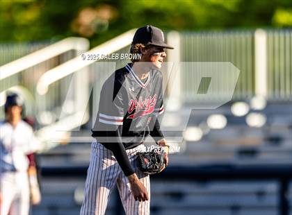 Thumbnail 2 in Maple Mountain vs. Viewmont (UHSAA 5A Bracket Play) photogallery.