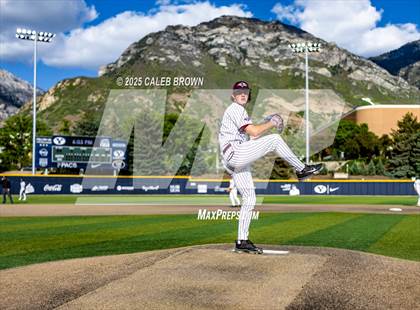 Thumbnail 2 in Maple Mountain vs. Viewmont (UHSAA 5A Bracket Play) photogallery.