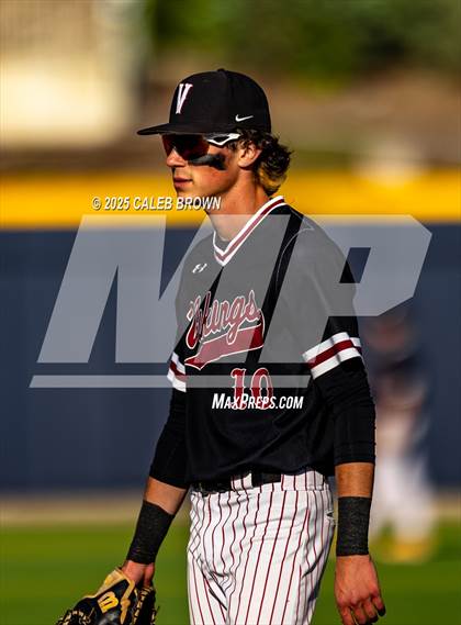 Thumbnail 3 in Maple Mountain vs. Viewmont (UHSAA 5A Bracket Play) photogallery.