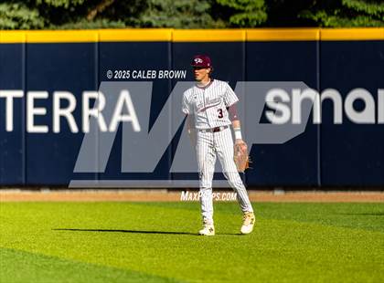 Thumbnail 3 in Maple Mountain vs. Viewmont (UHSAA 5A Bracket Play) photogallery.