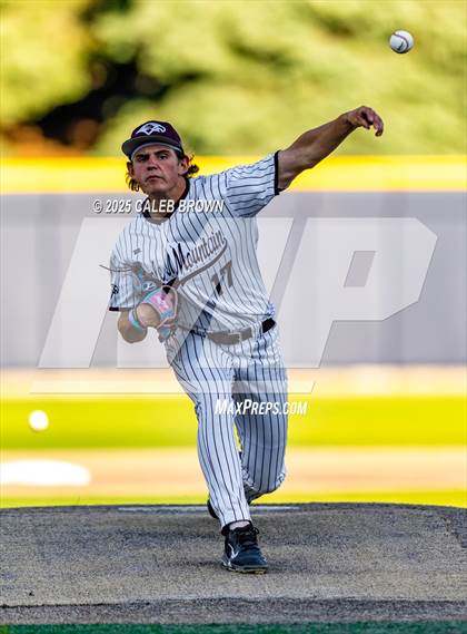Thumbnail 2 in Maple Mountain vs. Viewmont (UHSAA 5A Bracket Play) photogallery.