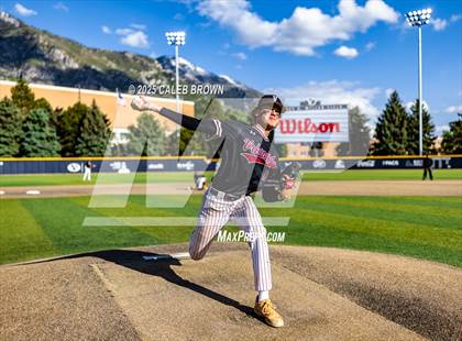 Thumbnail 1 in Maple Mountain vs. Viewmont (UHSAA 5A Bracket Play) photogallery.