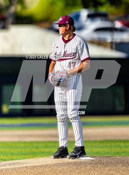 Thumbnail 2 in Maple Mountain vs. Viewmont (UHSAA 5A Bracket Play) photogallery.