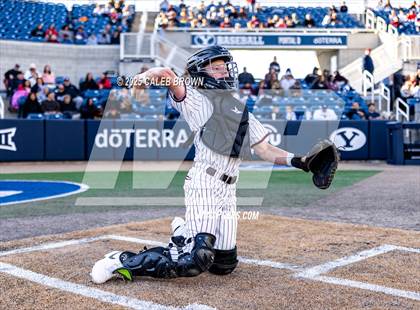 Thumbnail 3 in Maple Mountain vs. Viewmont (UHSAA 5A Bracket Play) photogallery.