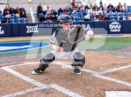 Thumbnail 2 in Maple Mountain vs. Viewmont (UHSAA 5A Bracket Play) photogallery.