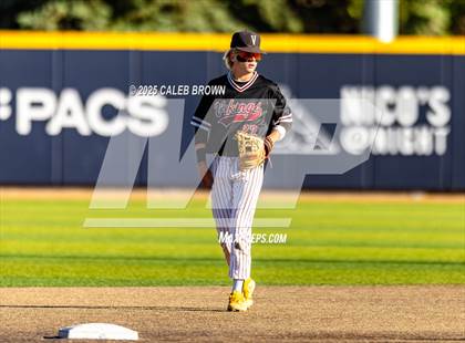 Thumbnail 3 in Maple Mountain vs. Viewmont (UHSAA 5A Bracket Play) photogallery.