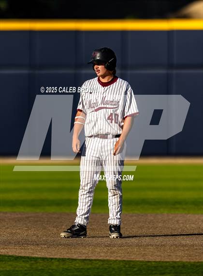 Thumbnail 2 in Maple Mountain vs. Viewmont (UHSAA 5A Bracket Play) photogallery.