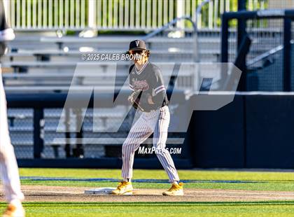 Thumbnail 3 in Maple Mountain vs. Viewmont (UHSAA 5A Bracket Play) photogallery.