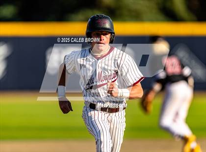 Thumbnail 2 in Maple Mountain vs. Viewmont (UHSAA 5A Bracket Play) photogallery.