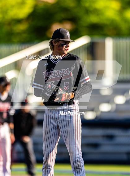Thumbnail 3 in Maple Mountain vs. Viewmont (UHSAA 5A Bracket Play) photogallery.