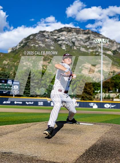 Thumbnail 2 in Maple Mountain vs. Viewmont (UHSAA 5A Bracket Play) photogallery.