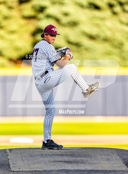 Thumbnail 1 in Maple Mountain vs. Viewmont (UHSAA 5A Bracket Play) photogallery.