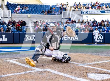 Thumbnail 3 in Maple Mountain vs. Viewmont (UHSAA 5A Bracket Play) photogallery.