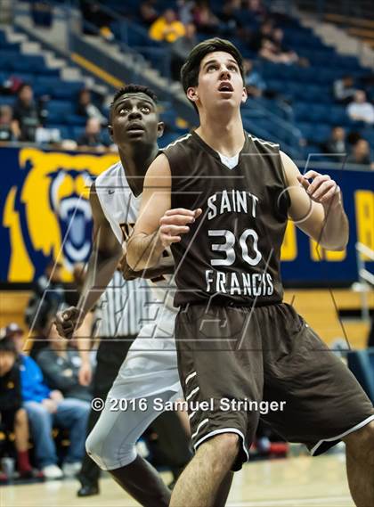 Thumbnail 3 in Saint Francis vs. Bishop O'Dowd (MaxPreps MLK Classic) photogallery.
