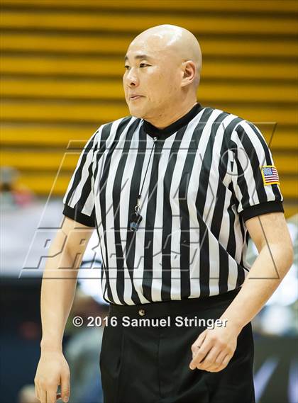 Thumbnail 2 in Saint Francis vs. Bishop O'Dowd (MaxPreps MLK Classic) photogallery.
