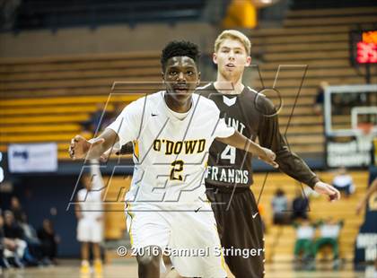 Thumbnail 2 in Saint Francis vs. Bishop O'Dowd (MaxPreps MLK Classic) photogallery.