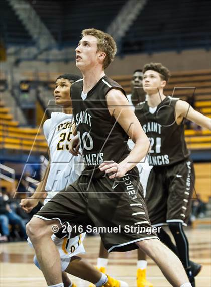 Thumbnail 3 in Saint Francis vs. Bishop O'Dowd (MaxPreps MLK Classic) photogallery.
