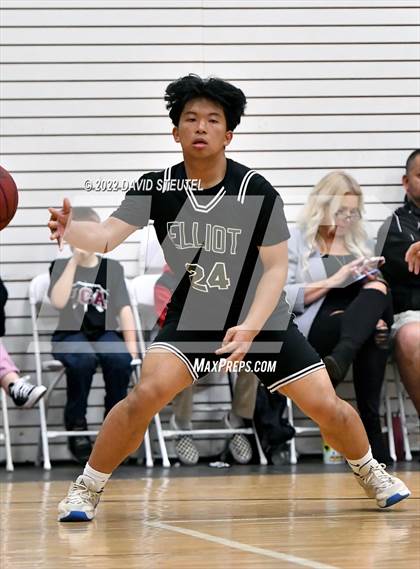 Thumbnail 2 in Elliot Christian @ Valley Christian (CIF SJS D6 Playoff) photogallery.