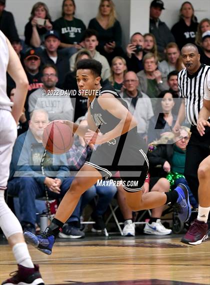 Thumbnail 3 in Elliot Christian @ Valley Christian (CIF SJS D6 Playoff) photogallery.