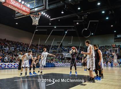 Thumbnail 3 in Charleston vs. Cedar Ridge (AAA 3A Final) photogallery.