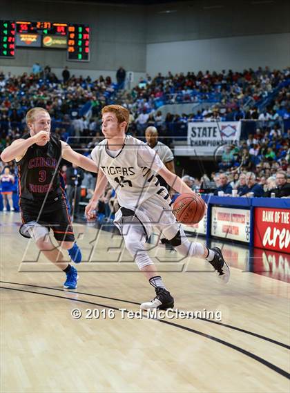Thumbnail 3 in Charleston vs. Cedar Ridge (AAA 3A Final) photogallery.