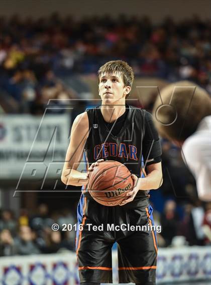 Thumbnail 2 in Charleston vs. Cedar Ridge (AAA 3A Final) photogallery.