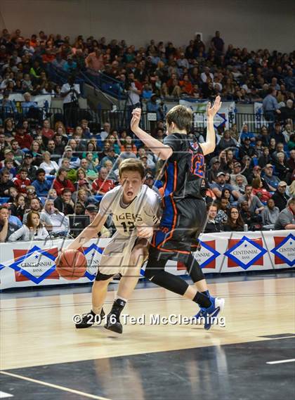 Thumbnail 2 in Charleston vs. Cedar Ridge (AAA 3A Final) photogallery.