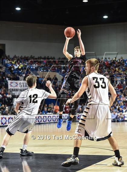 Thumbnail 3 in Charleston vs. Cedar Ridge (AAA 3A Final) photogallery.