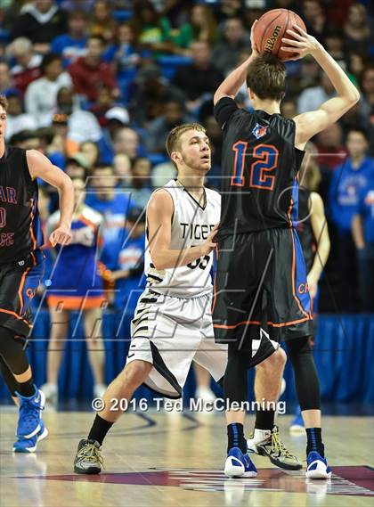 Thumbnail 3 in Charleston vs. Cedar Ridge (AAA 3A Final) photogallery.