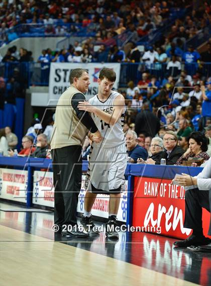 Thumbnail 3 in Charleston vs. Cedar Ridge (AAA 3A Final) photogallery.