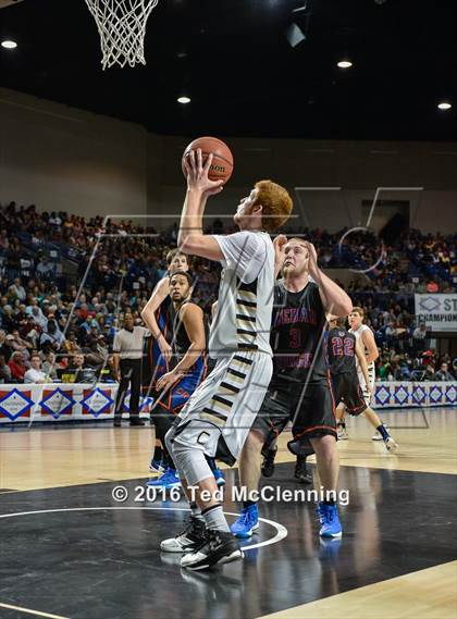 Thumbnail 1 in Charleston vs. Cedar Ridge (AAA 3A Final) photogallery.