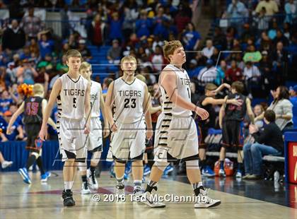 Thumbnail 1 in Charleston vs. Cedar Ridge (AAA 3A Final) photogallery.