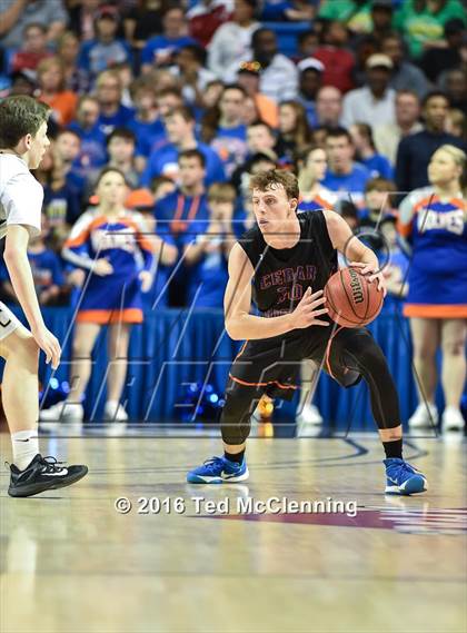 Thumbnail 3 in Charleston vs. Cedar Ridge (AAA 3A Final) photogallery.