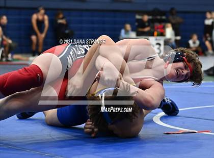 Thumbnail 3 in 25th Annual Men's Doc Hess Classic photogallery.