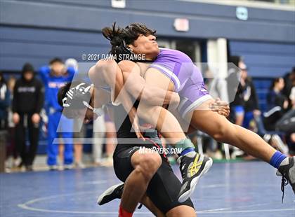 Thumbnail 3 in 25th Annual Men's Doc Hess Classic photogallery.