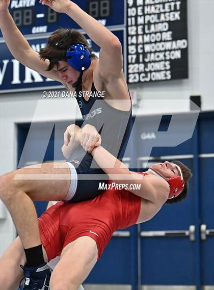 Thumbnail 3 in 25th Annual Men's Doc Hess Classic photogallery.