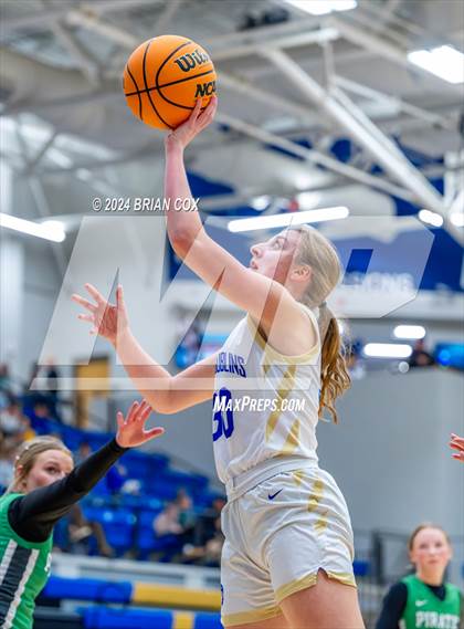 Thumbnail 1 in Greenland vs Harrison (Lendel Thomas Classic) photogallery.