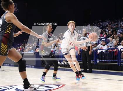 Thumbnail 2 in Salpointe Catholic vs Sahuaro (MLK Basketball Classic) photogallery.