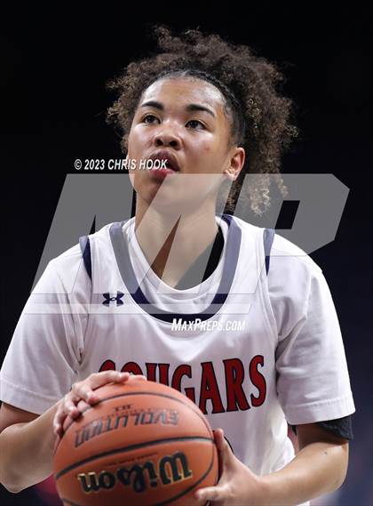 Thumbnail 3 in Salpointe Catholic vs Sahuaro (MLK Basketball Classic) photogallery.