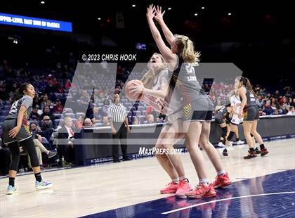 Thumbnail 1 in Salpointe Catholic vs Sahuaro (MLK Basketball Classic) photogallery.