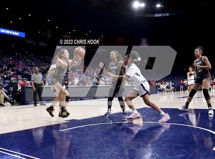 Thumbnail 3 in Salpointe Catholic vs Sahuaro (MLK Basketball Classic) photogallery.