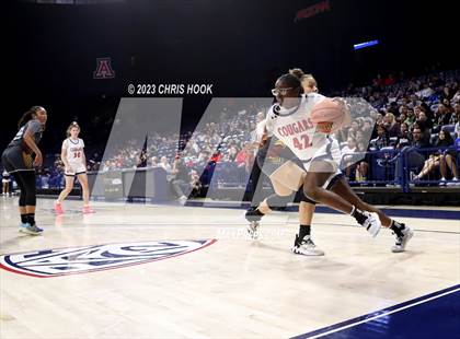 Thumbnail 3 in Salpointe Catholic vs Sahuaro (MLK Basketball Classic) photogallery.