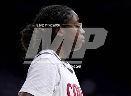 Thumbnail 2 in Salpointe Catholic vs Sahuaro (MLK Basketball Classic) photogallery.