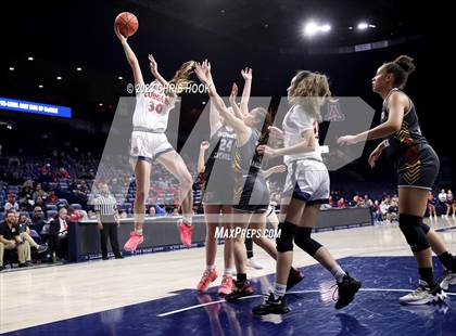 Thumbnail 2 in Salpointe Catholic vs Sahuaro (MLK Basketball Classic) photogallery.