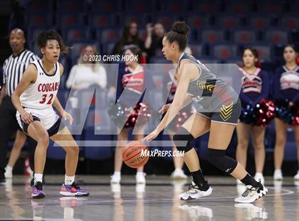 Thumbnail 3 in Salpointe Catholic vs Sahuaro (MLK Basketball Classic) photogallery.
