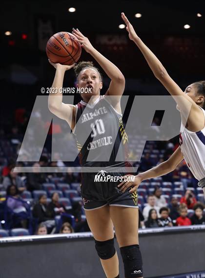 Thumbnail 3 in Salpointe Catholic vs Sahuaro (MLK Basketball Classic) photogallery.