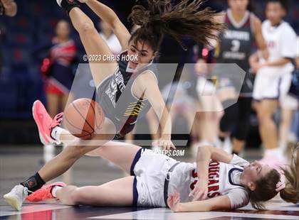 Thumbnail 3 in Salpointe Catholic vs Sahuaro (MLK Basketball Classic) photogallery.